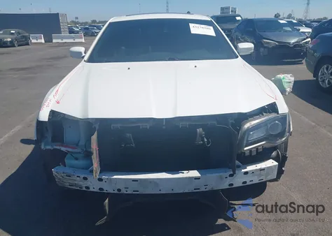 2018 Chrysler 300 300S z USA, uszkodzony, nr VIN 2C3CCABG8JH261396